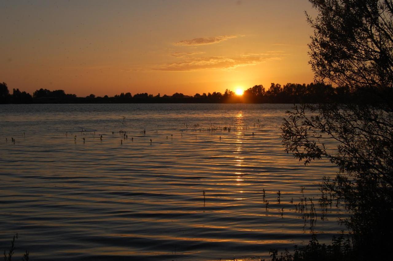 Pipowagen/paardentram Dreumel